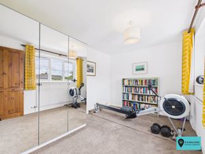 Bedroom- click for photo gallery